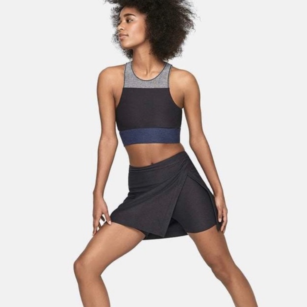 OUTDOOR VOICES COURT SKORT SIZE MEDIUM CHARCOAL